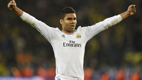 Con bài Casemiro được Real tung ra đầy bất ngờ